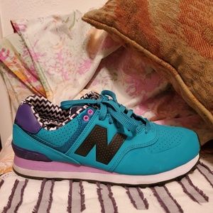 New Balance 574 sneaker trainer 8.5 teal purple